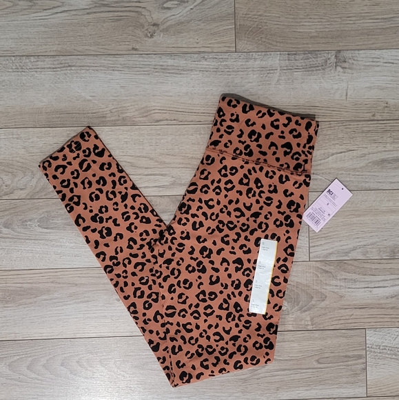 Cheetah Wild Fable Leggings - Picture 3 of 4